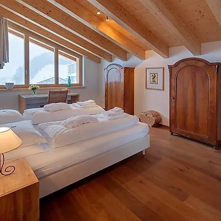 Sleeps 6 Wifi
